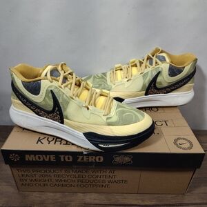 Nike Kyrie 8 Citron Tint Leopard Yellow Men's Size 14 Women's  15.5 DJ6017-800